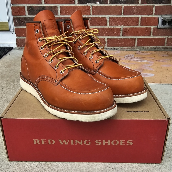 Red Wing Shoes Other - Red Wing Heritage 875 Moc Toe, 6 inch, Oro Legacy Leather, size 10 1/2, 2E WIDE